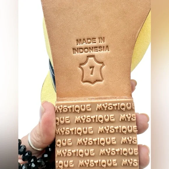 Mystique Boutique Boca Raton  Blue Beaded Sandals, brand new, never worn - Picture 16 of 16